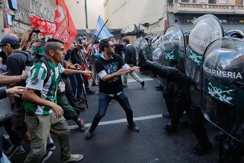 ARGENTINA OGGI – Le lotte politiche e sociali sotto la presidenza Milei